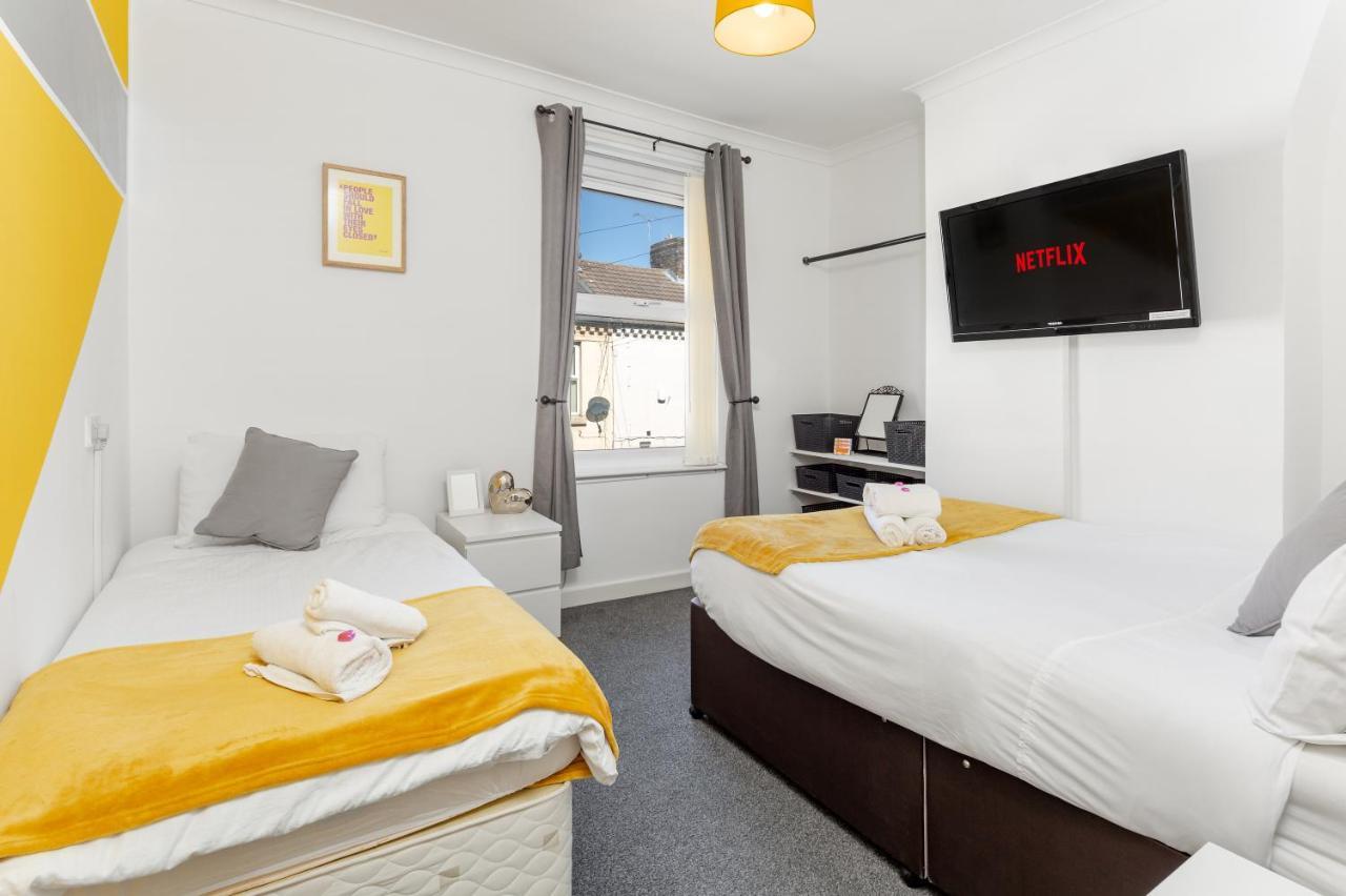 Cosy Anfield Guesthouse - Free Parking Liverpool Eksteriør bilde