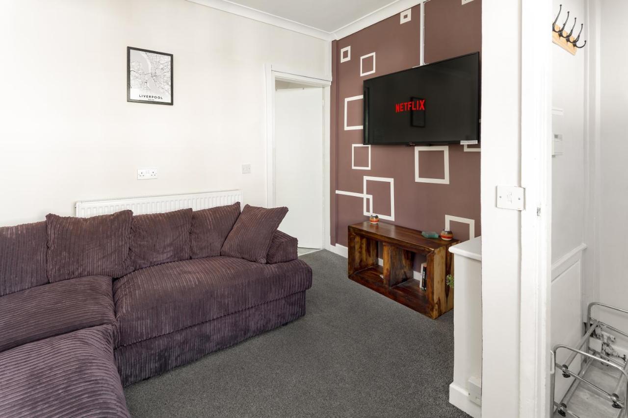 Cosy Anfield Guesthouse - Free Parking Liverpool Eksteriør bilde