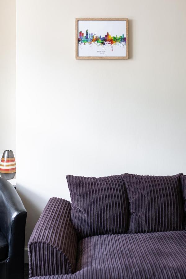 Cosy Anfield Guesthouse - Free Parking Liverpool Eksteriør bilde