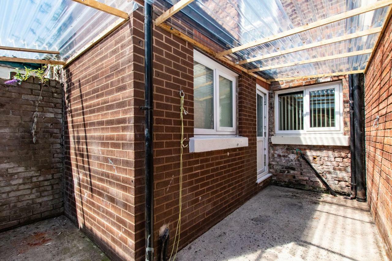 Cosy Anfield Guesthouse - Free Parking Liverpool Eksteriør bilde